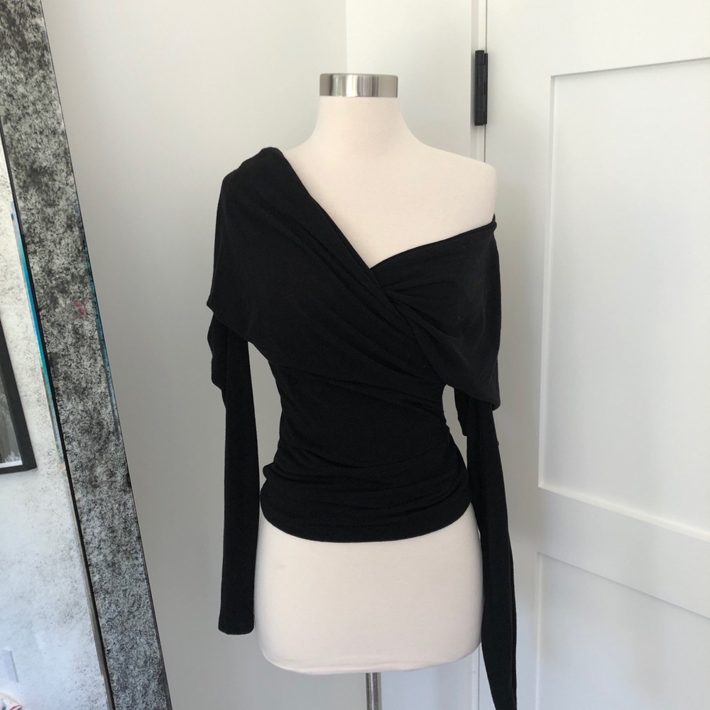 Black off the shoulder long sleeve blouse